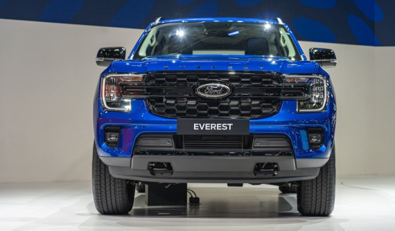 Ngắm thiết kế "bằng xương, bằng thịt" của Ford Everest Sport 2022 sẽ về Việt Nam trong tương lai