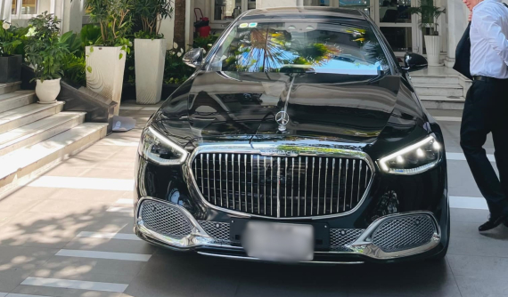 Doanh nhân Quốc Cường tậu xe siêu sang Mercedes-Maybach S680 2022 có giá hơn 23 tỷ đồng
