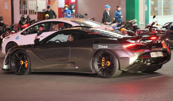 Tống Đông Khuê cùng siêu xe McLaren 720S N-Largo độc nhất Việt Nam xuất hiện tại Đà Lạt