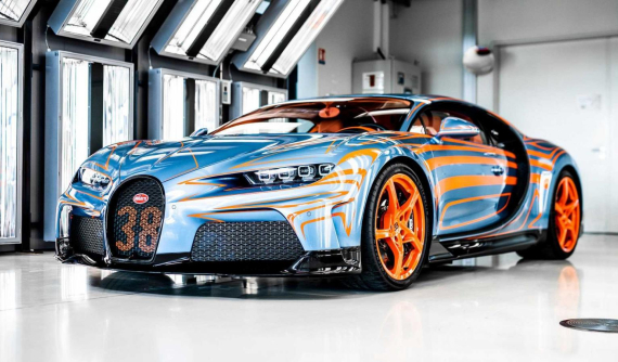 Ngắm chiếc Bugatti Chiron Super Sport được giao tới khách hàng với màu sơn độc đáo từ Sur Mesure