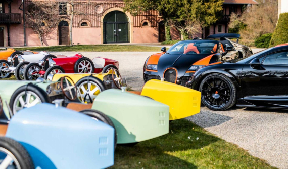 Nhà sưu tập giấu tên mua đồng lúc 8 chiếc Bugatti, tuy nhiên chỉ có 2 là siêu xe thật