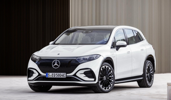 Mercedes-Benz EQS SUV 2023 - xe sang cỡ lớn với màn hình 56 inch