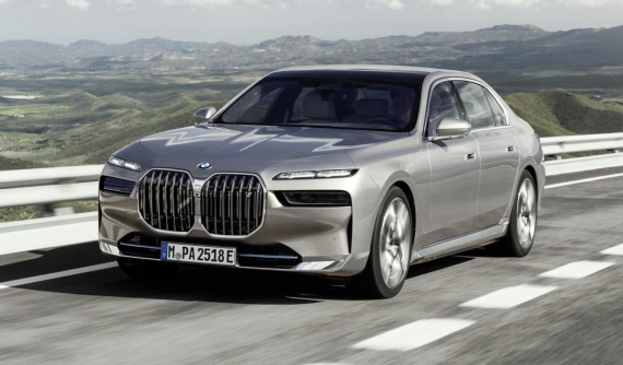BMW i7 2023 chính thức được vén màn, trở thành phiên bản đắt nhất của dòng 7-Series