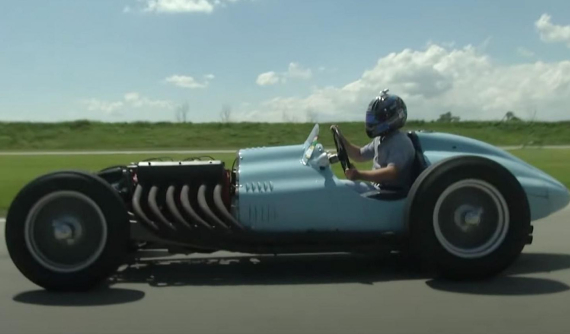 Đây là Talbot-Lago T26C - Chiếc xe đua Công thức 1 ra đời năm 1948, chỉ mạnh cỡ 200 mã lực