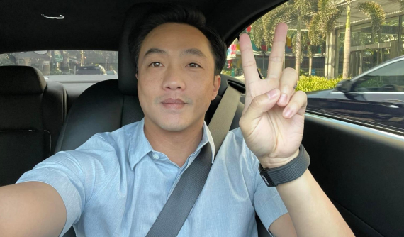 Tự lái xe Rolls-Royce đi làm, Cường "Đô-la" rơi vào hoàn cảnh mà tài xế nào cũng trải qua vào mỗi buổi sáng tại Sài thành