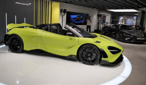 Hé lộ giá xe McLaren 765LT Spider tại Việt Nam, siêu xe mui trần có tốc độ mở mui nhanh nhất thế giới