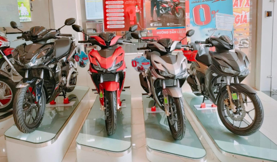 Giá xe Honda Winner X giảm 7 triệu đồng, Honda SH150i đội giá 20 triệu đồng