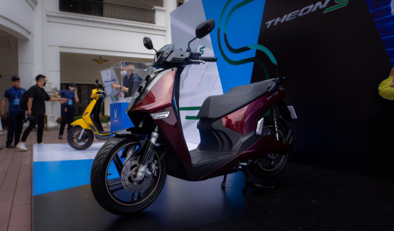 Chi tiết Vinfast Theon S 2022: Xe máy điện cao cấp đắt giá nhất của Vinfast