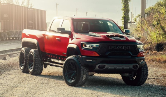 Ram 1500 TRX biến hóa "quái vật 6 bánh" mạnh trên 1.000 mã lực với chi phí hơn 10 tỷ đồng