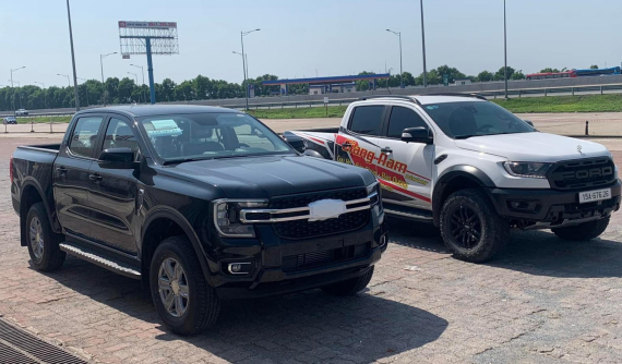 Ford Ranger 2022 tiếp tục lộ diện chạy thử trên đường, lần này ở Hưng Yên, nhiều khả năng là bản XLT