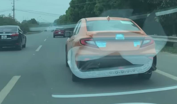 Video: Subaru WRX 2022 sắp được bán chính hãng tại Việt Nam bị bắt gặp lăn bánh tại Hà Nội