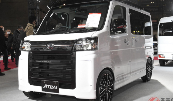 Làm quen với Daihatsu Atrai Premium Ver - mẫu xe có thiết kế như Toyota Alphard thu nhỏ