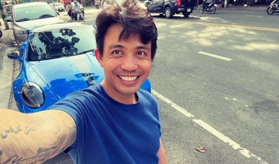 Minh "Nhựa" thích thú về đồ chơi mới Porsche 911 GT3 2022 của bạn thân Cường "Đô-la"