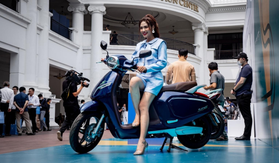 Đánh giá Vinfast Klara S 2022: Xe máy điện dịu dàng, giá tốt, hợp dáng phái yếu