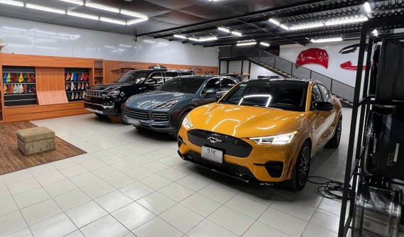 Ford Mustang Mach-E GT đầu tiên tại Việt Nam ra biển số, xe điện chất lượng trong thời kỳ giá xăng tăng ngất ngưởng