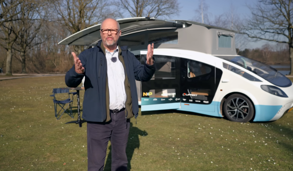 Khám phá mọi chi tiết của Stella Vita - mẫu xe cắm trại chạy bằng pin mặt trời đầu tiên trên thế giới