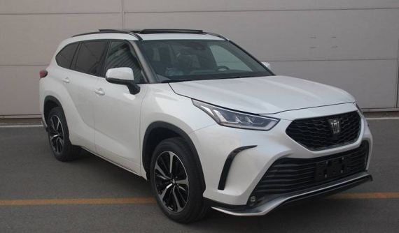 SUV hạng trung Toyota Crown Kluger có thêm động cơ mới, giá dự kiến rẻ hơn