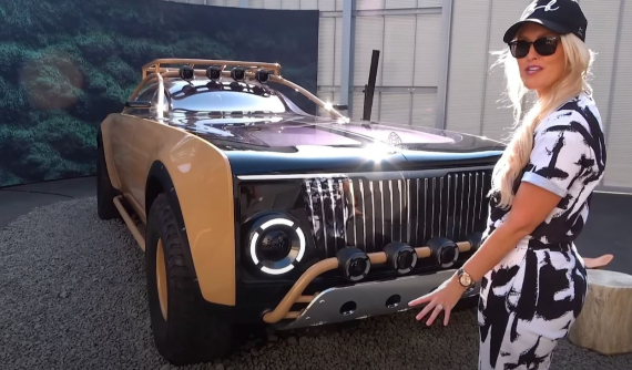 YouTuber "Supercar Blondie” sờ tận tay chiếc Mercedes-Maybach đi off-road đầu tiên trên thế giới