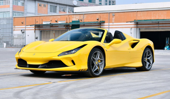 Mối ruột bán siêu xe cho "Qua" Vũ tiết lộ đại gia này chốt luôn siêu xe Ferrari F8 Spider còn sót lại trên thị trường
