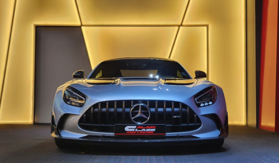 Mới bán 1 cặp siêu xe mui trần cho Đặng Lê Nguyên Vũ, đơn vị nhập khẩu lại hé lộ về Mercedes-AMG GT Black Series siêu đắt, chỉ dành cho nhà sưu tầm
