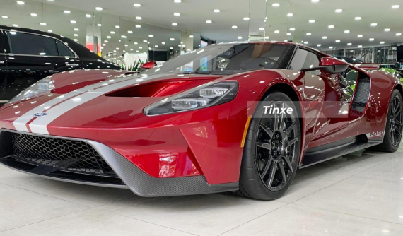 Mua xe không ngừng nghỉ, "Qua" Vũ chốt luôn siêu xe Ford GT thế hệ mới đầu tiên về nước
