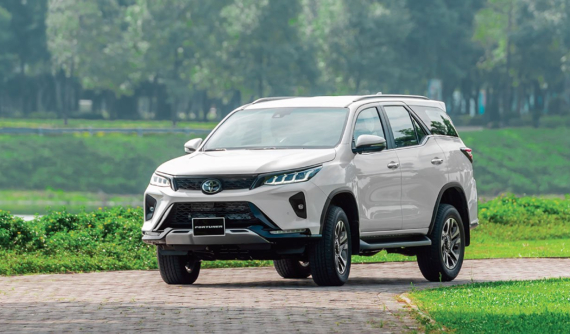 Toyota Fortuner sắp có thêm phiên bản mild hybrid tiết kiệm nhiên liệu