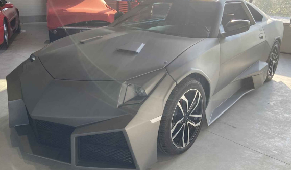 Siêu xe Lamborghini Reventon xấu xí này thực chất chỉ là Toyota Supra 1990