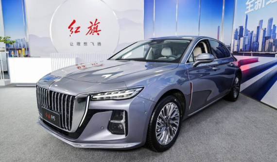 Vén màn Hồng Kỳ H5 2022 với thiết kế giống H9 đang bán ở Việt Nam, cạnh tranh Toyota Camry