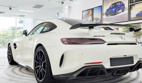 Lần đầu trải nghiệm "tiếng thở" trên siêu xe Mercedes-AMG GT R có giá từ 11,59 tỷ đồng