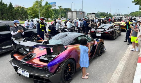 Hơn 10 siêu xe tụ tập tại Hà Nội, Koenigsegg Regera cùng McLaren Senna chiếm trọn spotlight