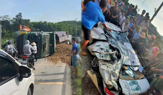 Video: Xe ben chở đất bị lật, đè bẹp ô tô con làm chết 3 người