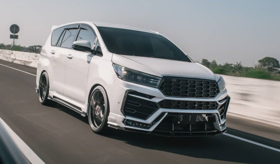 Chiêm ngưỡng chiếc Toyota Innova độ theo phong cách siêu xe Lamborghini Urus