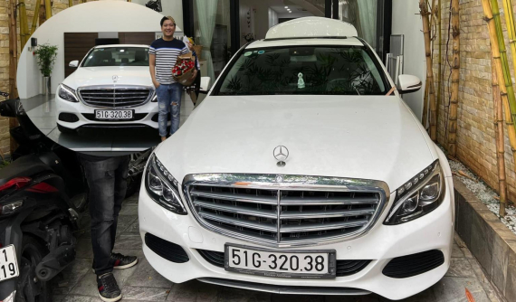 Nghệ sĩ hài Trường Giang bán xe Mercedes-Benz C250 Exclusive sau 5 năm gắn bó