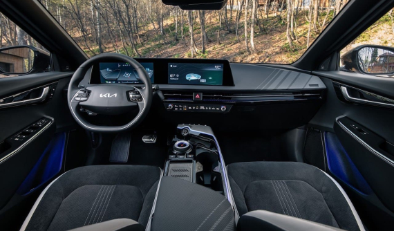 Top 10 nội thất ô tô đẹp nhất năm 2022: Kia EV6 sắp bán ở Việt Nam cũng được xướng tên