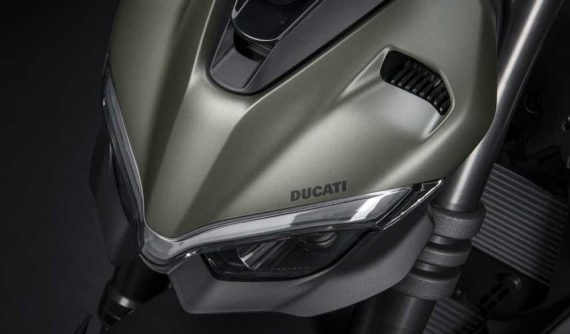 Ngỡ ngàng trước Ducati Streetfighter V2 màu xanh cực đẹp mới