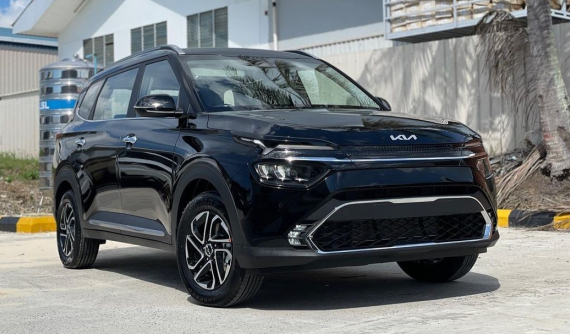 Kia Carens 2022 đã được đưa về Việt Nam, Mitsubishi Xpander và Toyota Veloz Cross sắp có thêm đối thủ