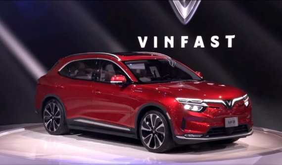 VinFast VF8 hoàn tất đăng kiểm, chờ ngày bàn giao cho khách Việt