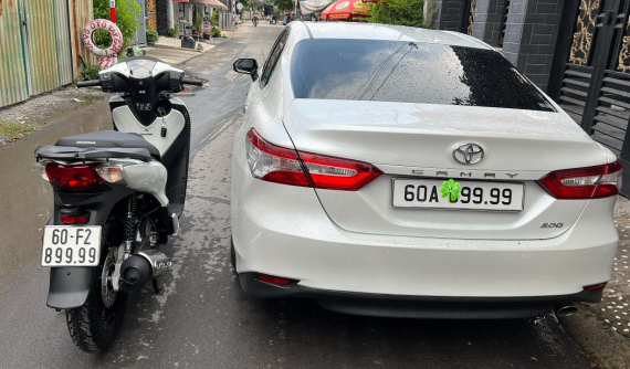Tay chơi biển đẹp ở Đồng Nai săn lùng xe Toyota Camry tứ quý 9 khi đã có nhiều xe máy biển toàn 9