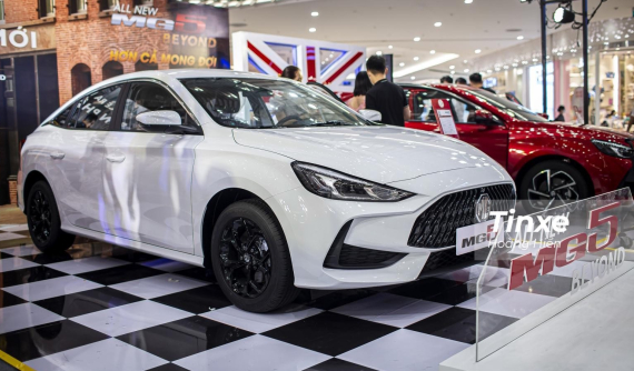 MG5 Standard còn lại gì sau khi giảm 70 triệu đồng so với MG5 Lux?