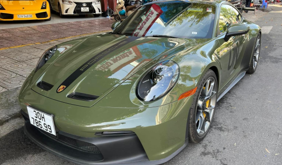Số tự động chưa đã, "Qua" Vũ tậu Porsche 911 GT3 2022 số sàn độc nhất Việt Nam, màu sơn còn là hàng độc