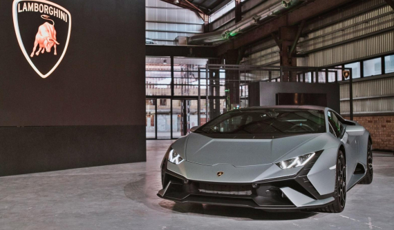 Siêu xe Lamborghini Huracan Tecnica lần đầu ra mắt tại Malaysia, ngày về Việt Nam không còn xa