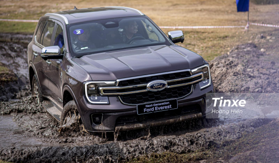 Đánh giá Ford Everest Titanium+: Offroad trở nên quá nhàn