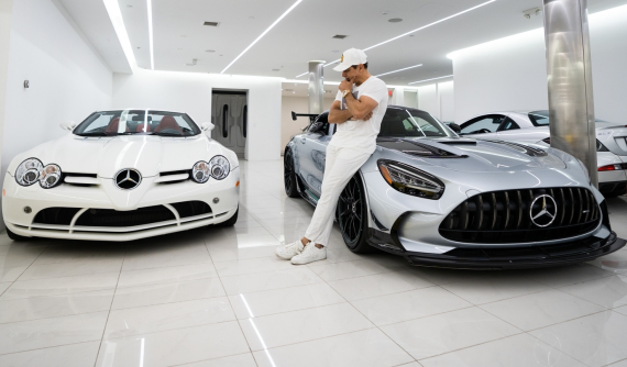 "Thánh cuồng" Mercedes-Benz SLR McLaren nhất thế giới chia sẻ siêu xe cực hiếm Mercedes-AMG GT Black Series P One Edition