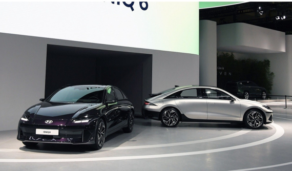 Hyundai Ioniq 6 2023 lần đầu tiên được trưng bày công khai, giá khởi điểm dưới 1 tỷ đồng