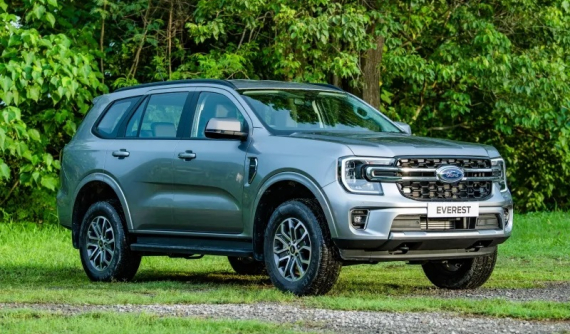 Vén màn 2 phiên bản mới của Ford Everest 2022, có thể về Việt Nam trong tương lai