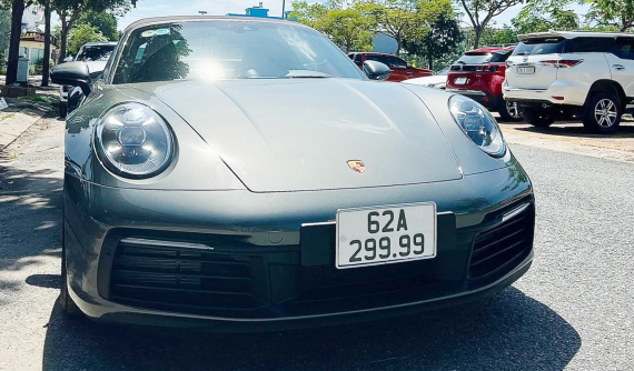 Porsche 911 Targa 4S biển "siêu VIP" tứ quý 9 của người yêu xe tỉnh Long An