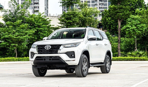 Điểm mặt những "nhà vô địch ngốn xăng" trong từng phân khúc