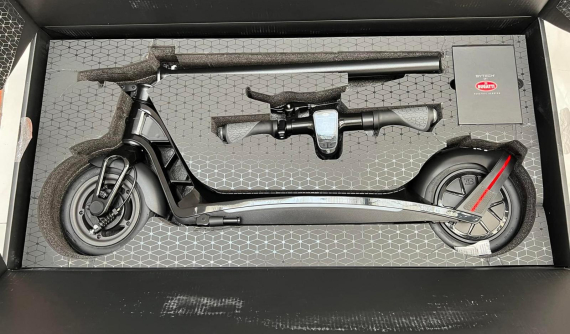 Khui hộp xe điện Bugatti Scooter đầu tiên về nước, mọi thứ quá hoàn hảo, tháo lắp dễ dàng