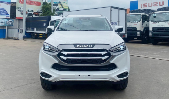 Isuzu mu-X thế hệ mới đã có mặt tại đại lý trước ngày ra mắt, giá từ 870 triệu đồng