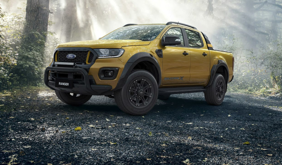 Ford triệu hồi "vua bán tải" Ranger để tăng cường độ bám dính của kính chắn gió
